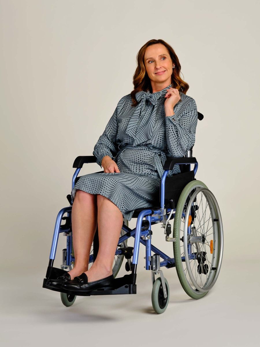 7233 Damen Kleid mit geknöpfter