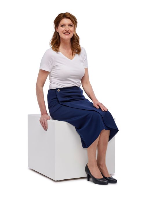 7245 Adaptive wrap around skirt